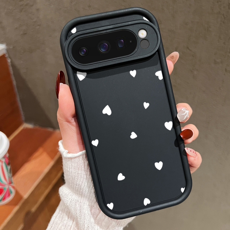 Funda blanda con patrón de cor - Google Pixel 9 Pro reseña y precio