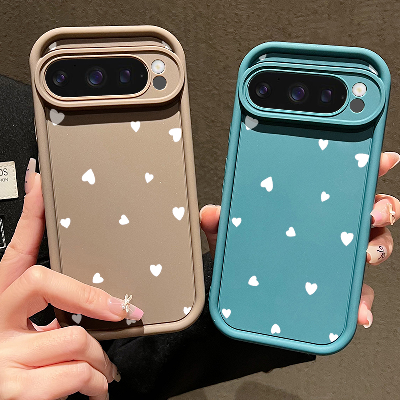 Funda blanda con patrón de cor - Google Pixel 9 Pro reseña y precio